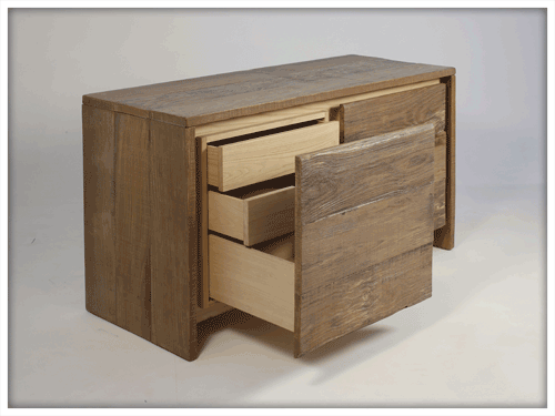 Credenza due ante con cassettiera interna